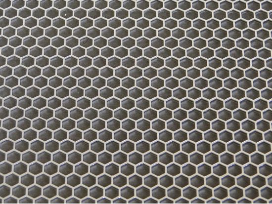 Picture of Honeycomb Aluminum Mesh